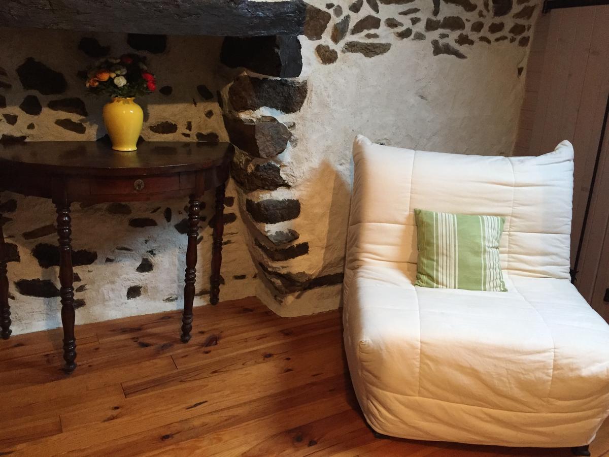 Gites Au Clos Du Lit Saint-Aaron Dış mekan fotoğraf